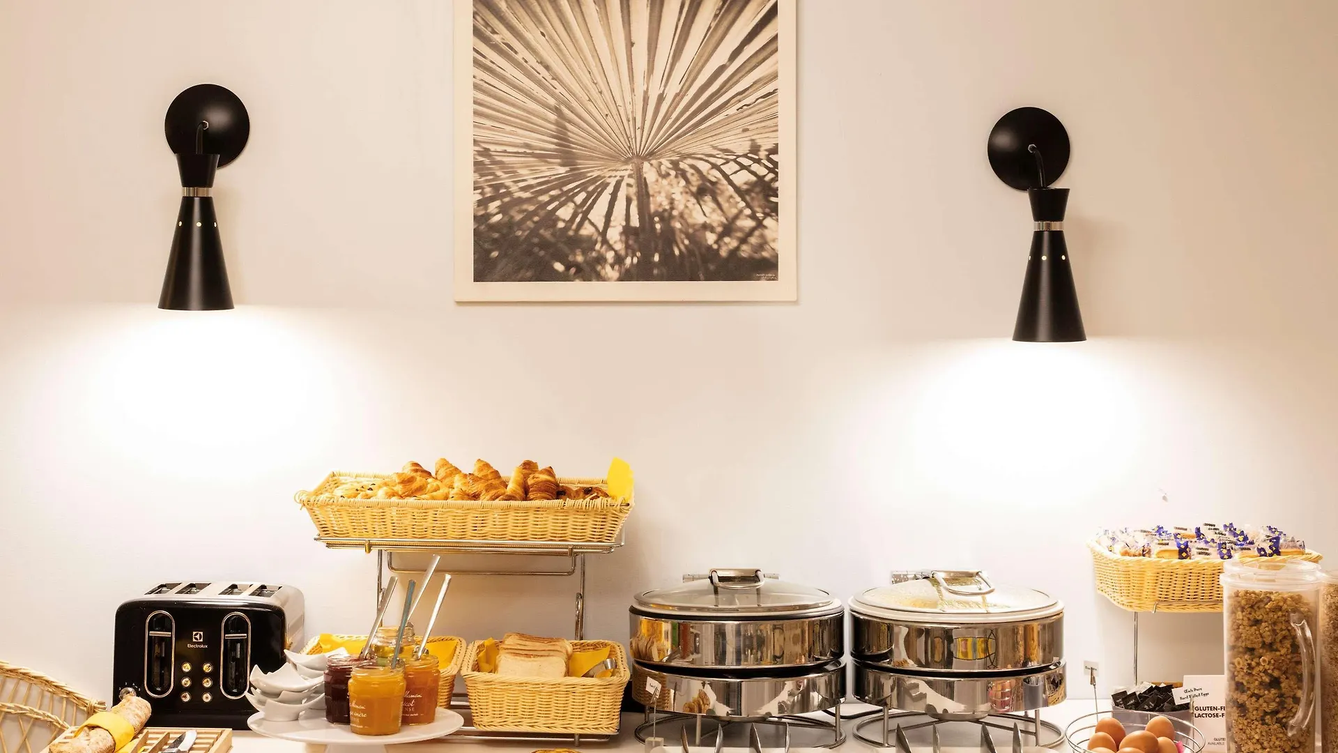Palm - Astotel Hotel Paris